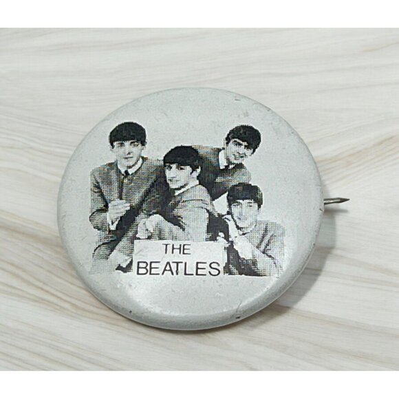 The Beatles Vintage Pinback Button Band Member Photo Pin Small Button - Picture 1 of 6